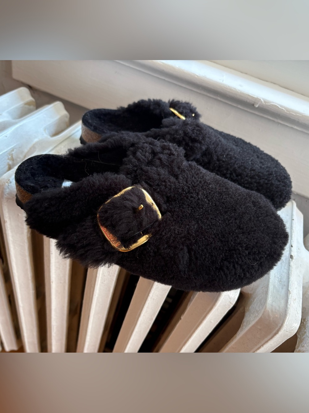 Boston Teddy Shearling Big Buckle in Black NWT - Picture 2 of 4